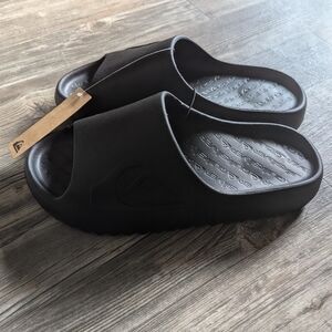 Quiksilver Cloud Break Slides 12